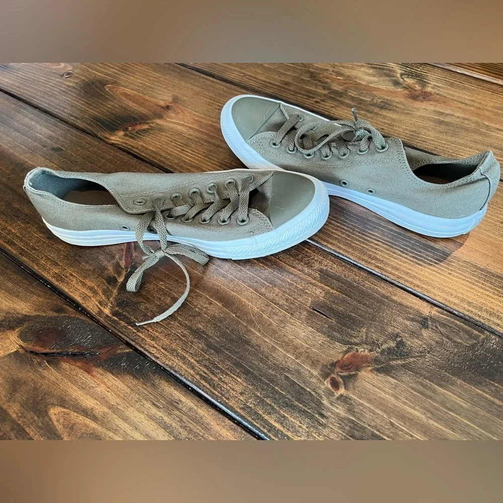 Converse Chuck Taylor Casual olive green  Canvas Sneakers, men’s 9, women’s 11 - Picture 8 of 8